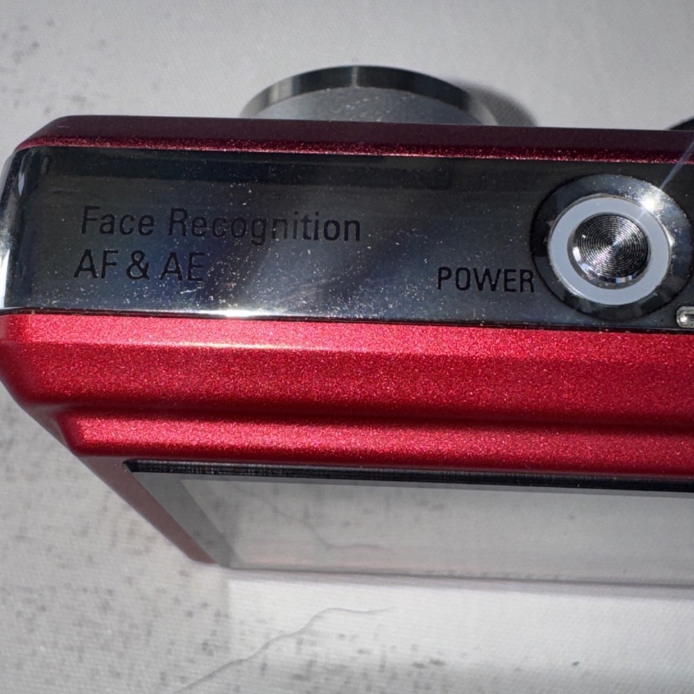 Samsung L Series L830 8MP Digital Camera Red With Battery & Charger, Working!! - Picture 15 of 16